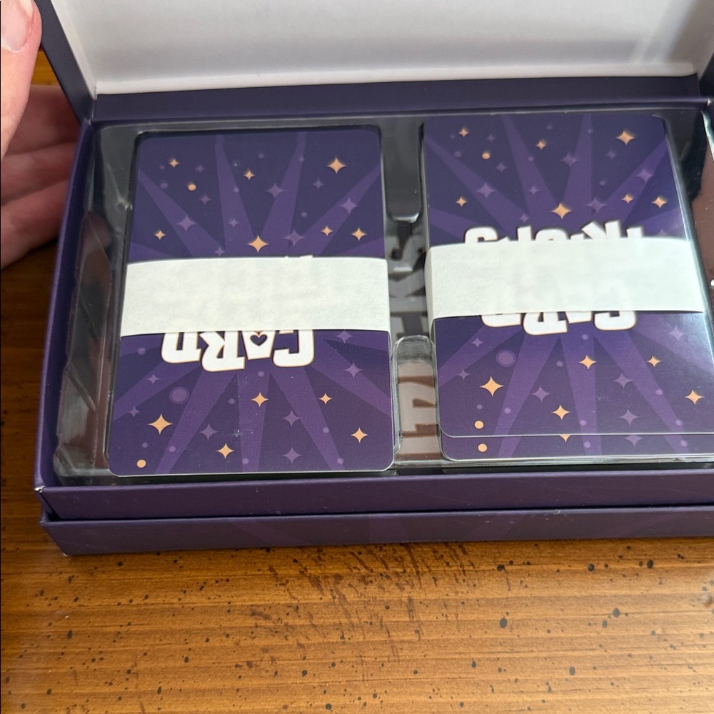 Amazing Card Tricks Set - Picture 2 of 4
